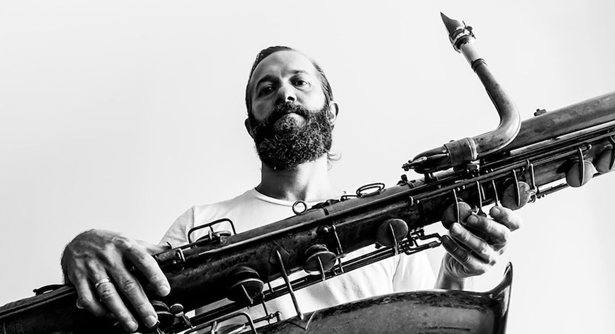 Stereogum premieres Colin Stetson’s haunting track ‘Charlie’ 
